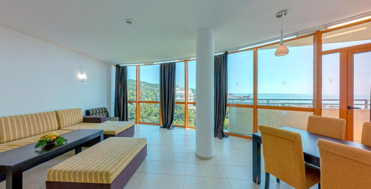 Sunrise Hotel Warna