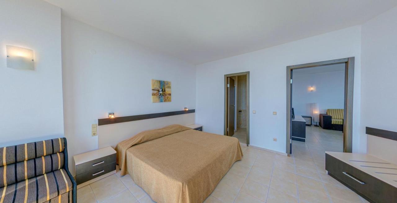 Sunrise Hotel